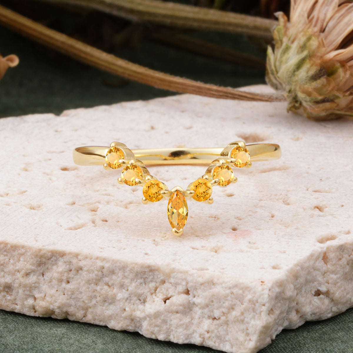 SR17234 Citrine Ring - Yellow-Gold