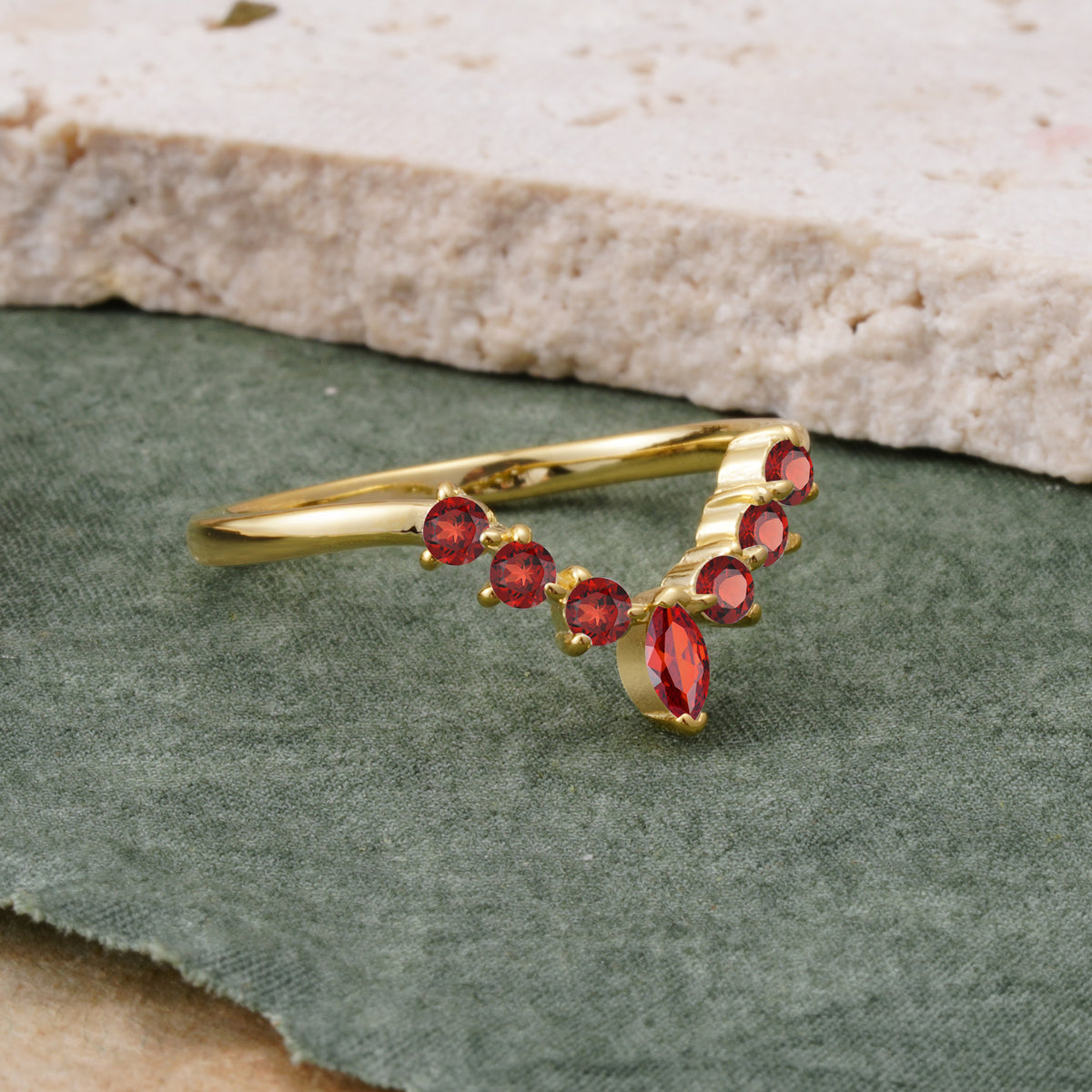 SR17234 Garnet Ring - White-Gold
