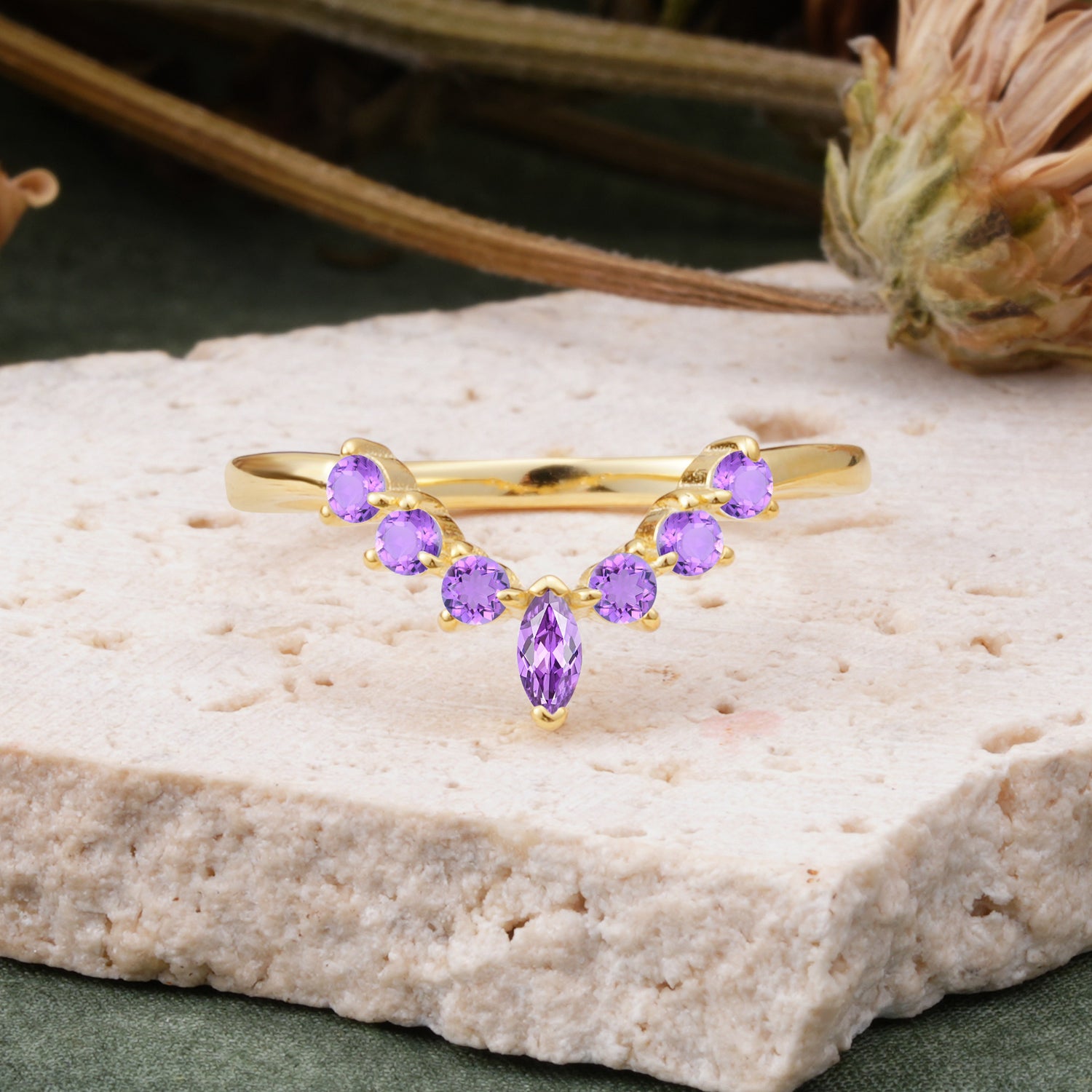 SR17234 Amethyst Ring - Yellow-Gold