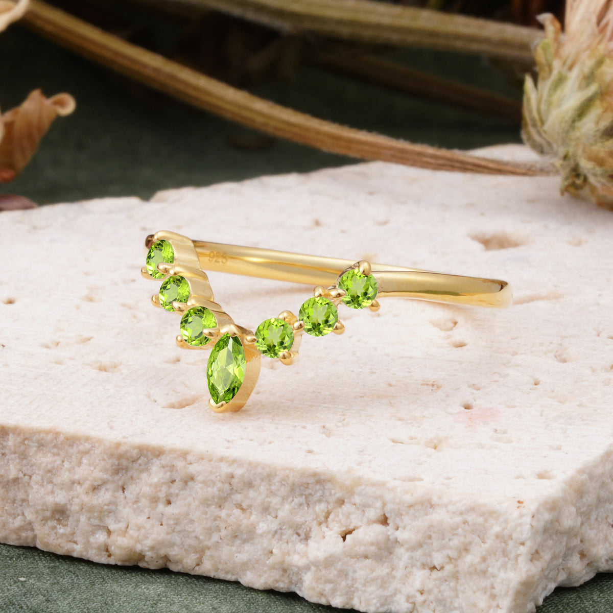 SR17234 Peridot Ring - Rose-Gold