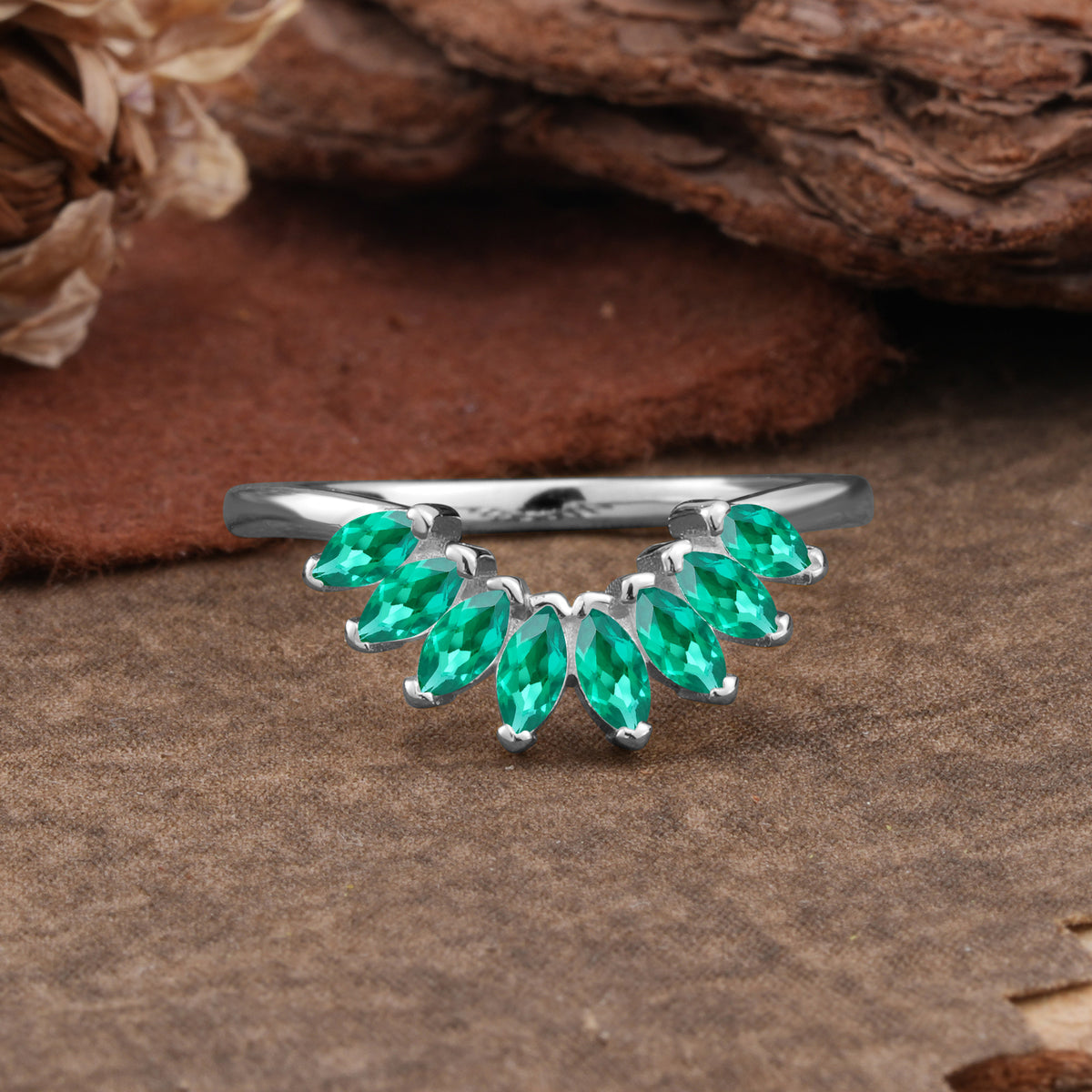SR17236 Emerald Ring - Additional view