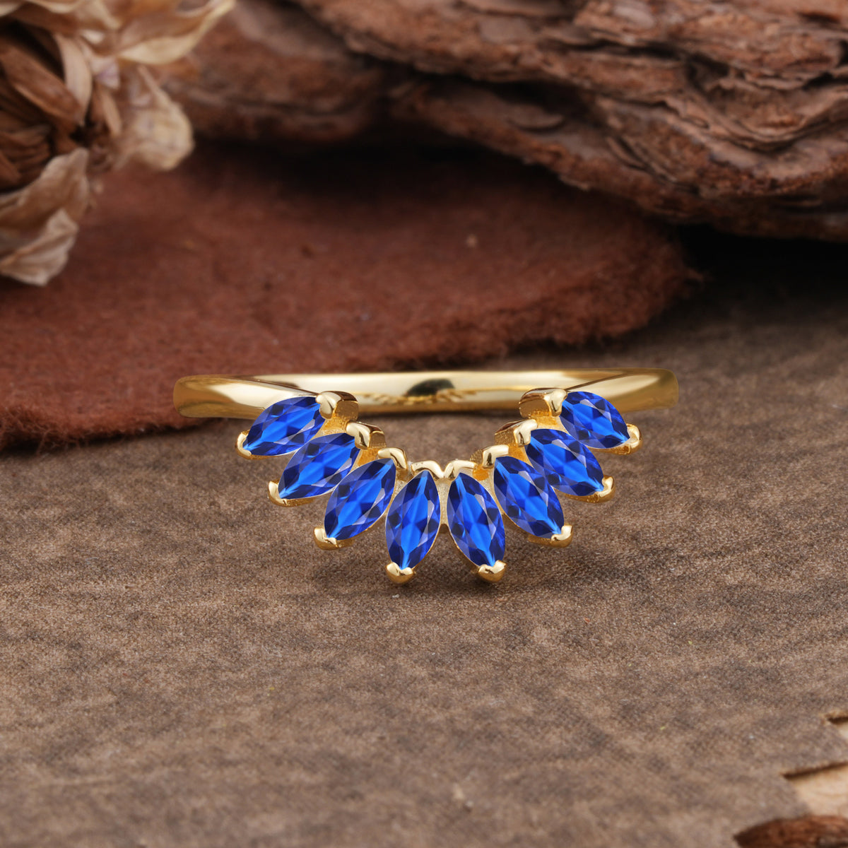 SR17236 Sapphire Ring - Yellow-Gold