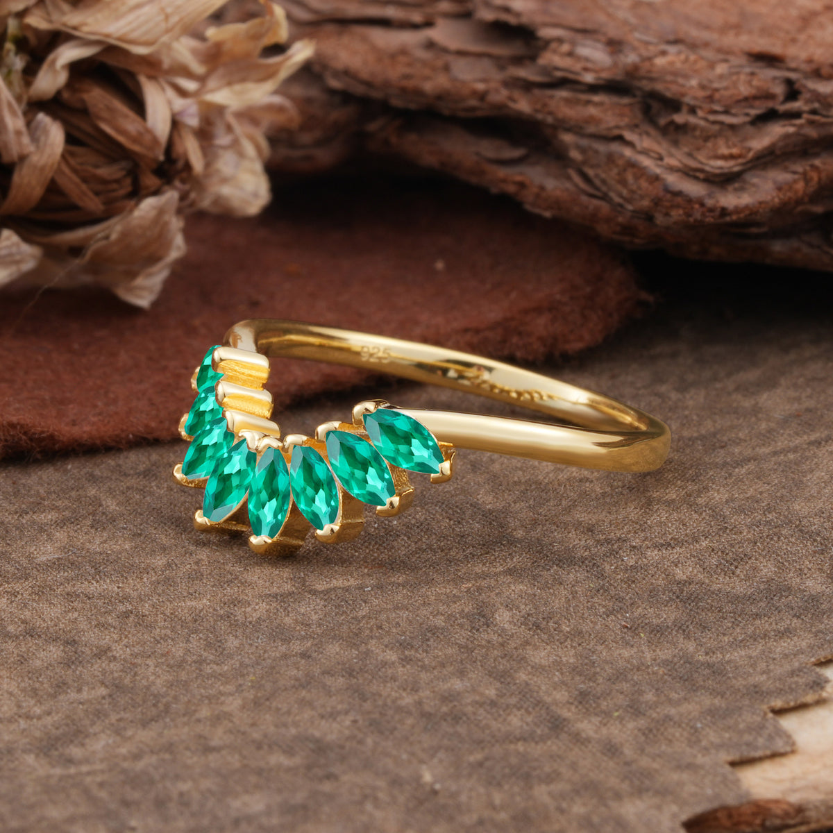 SR17236 Emerald Ring - White-Gold
