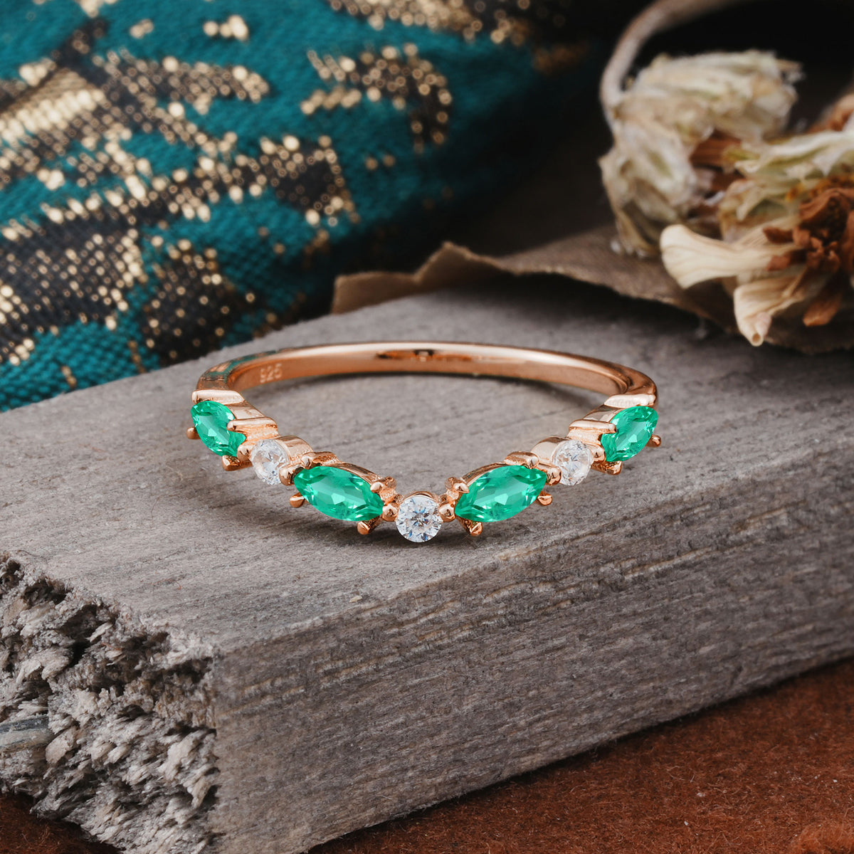 SR17241 Emerald Ring - Additional view