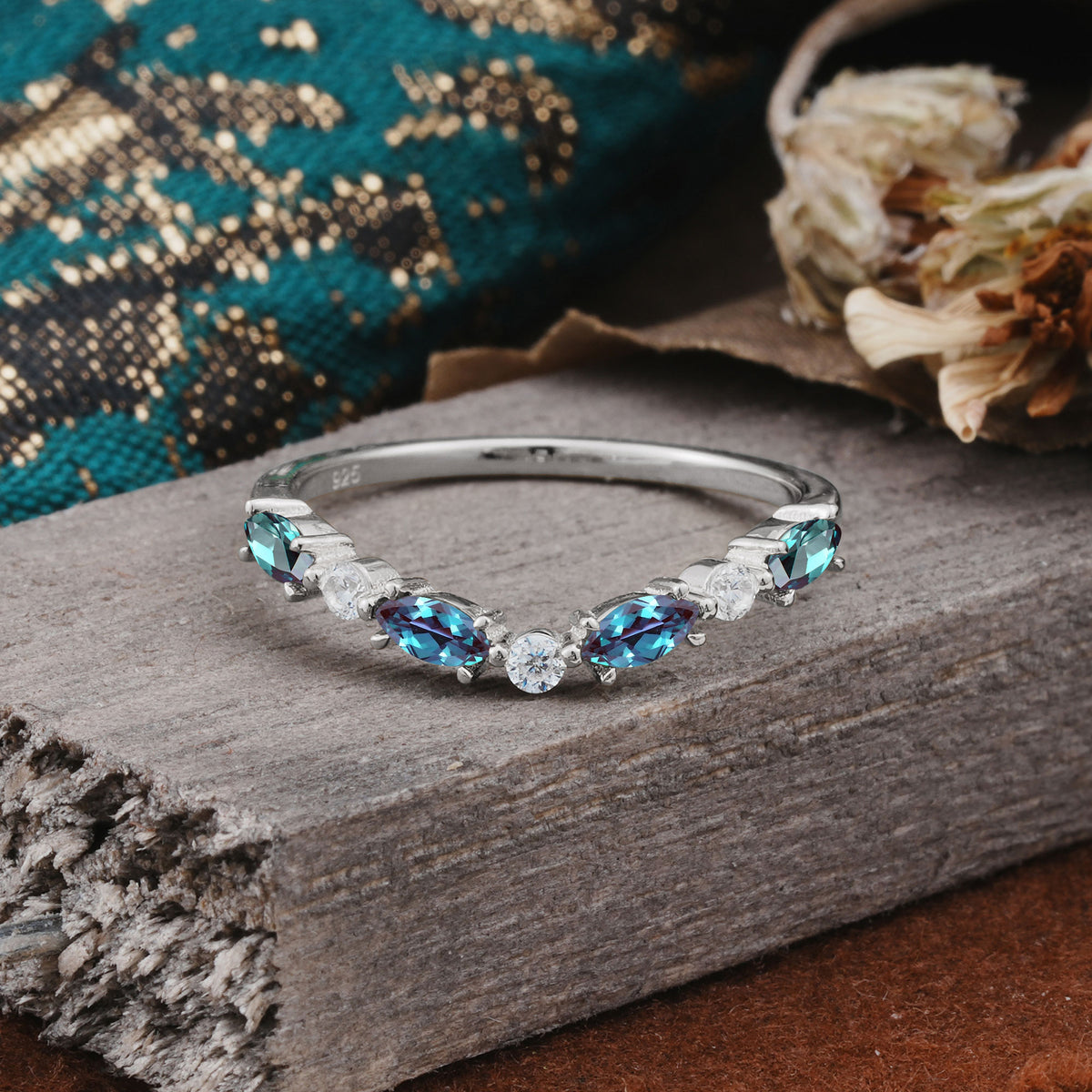 SR17241 Alexandrite Ring - Additional view