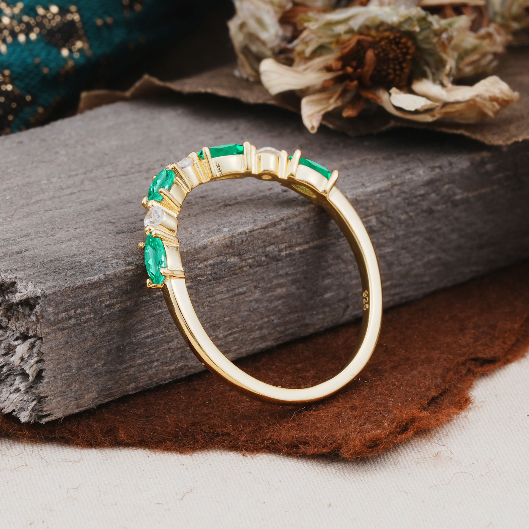 SR17241 Emerald Ring - White-Gold
