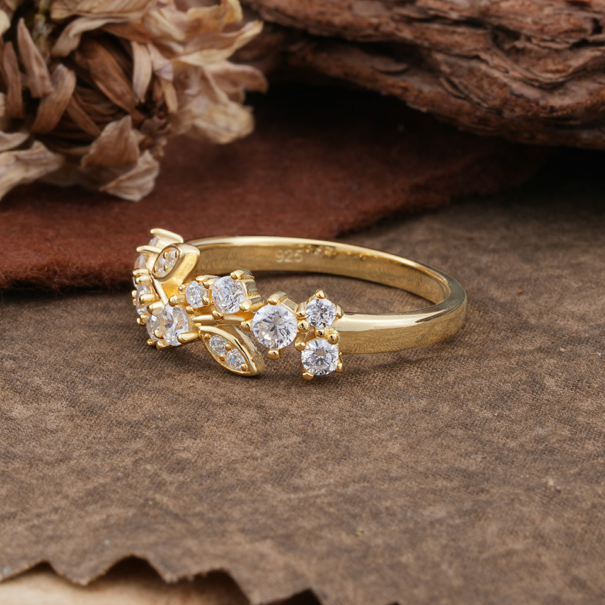 Nature Inspired Laurel Wreath Moissanite Stacking Wedding Band - Additional view