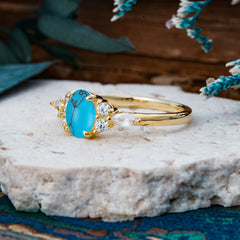 Sophisticated 4-Prong Oval Cut Turquoise Engagement Ring