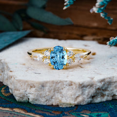 Sophisticated 4-Prong Oval Cut Aquamarine Engagement Ring