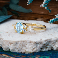 Sophisticated 4-Prong Oval Cut Aquamarine Engagement Ring