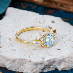 Sophisticated 4-Prong Oval Cut Aquamarine Engagement Ring