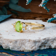 Sophisticated 4-Prong Oval Cut Peridot Engagement Ring