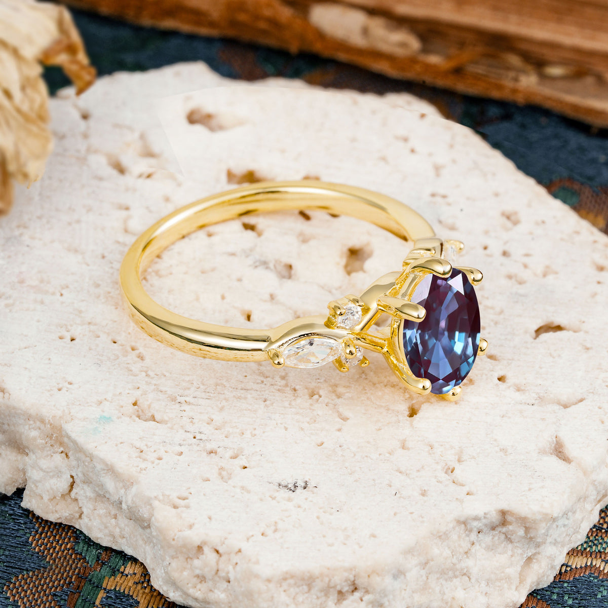 Nature Inspired 6 Prong Leaf Oval Cut Alexandrite Engagement Ring - Additional view