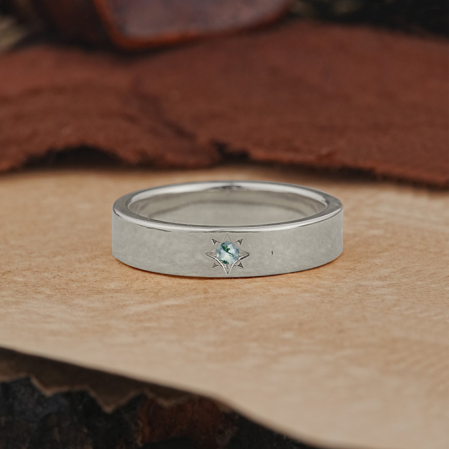 Vintage Starburst Single Moss Agate Domed Wedding Band - Additional view