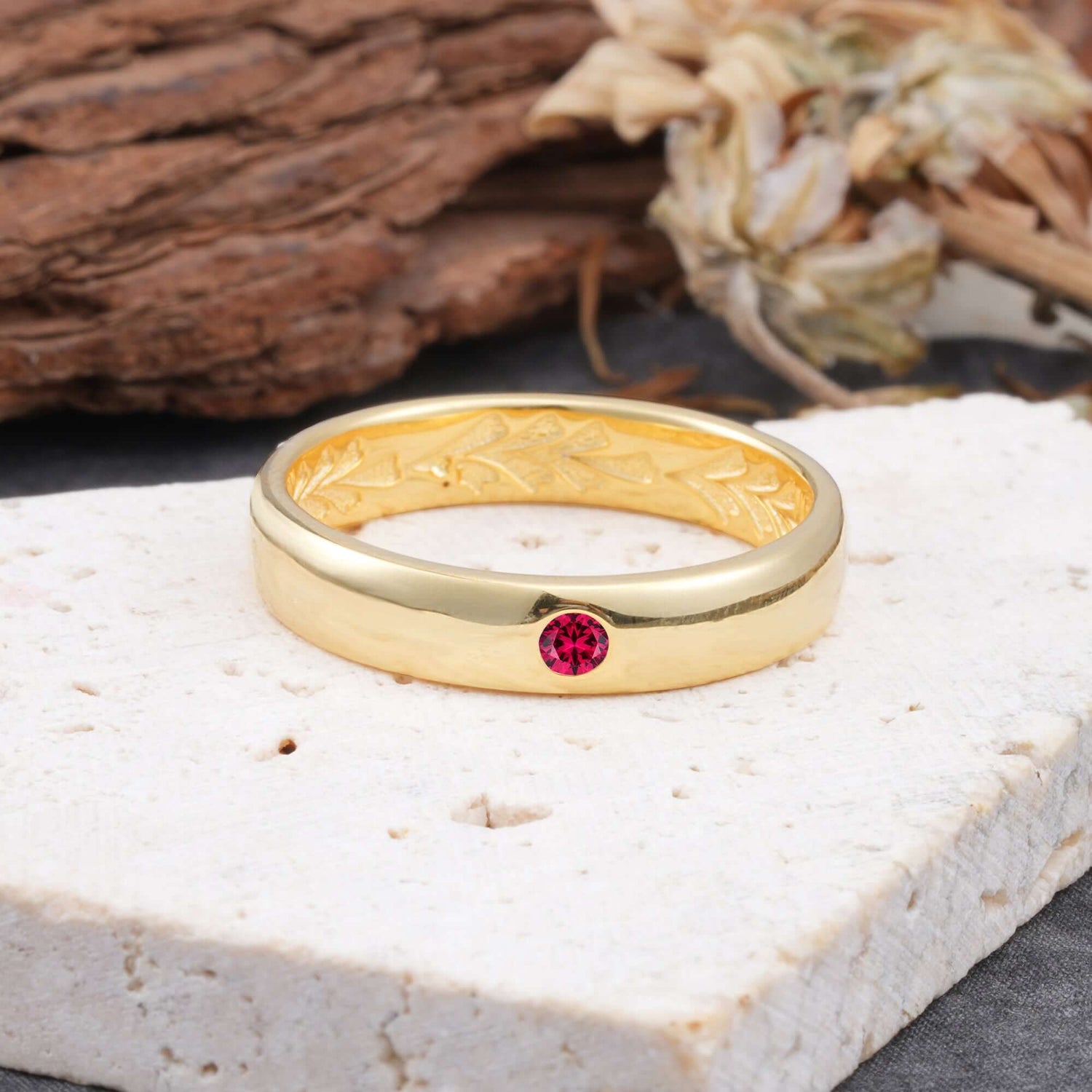 Iuxurious Round Cut Ruby Engagement Men's ring