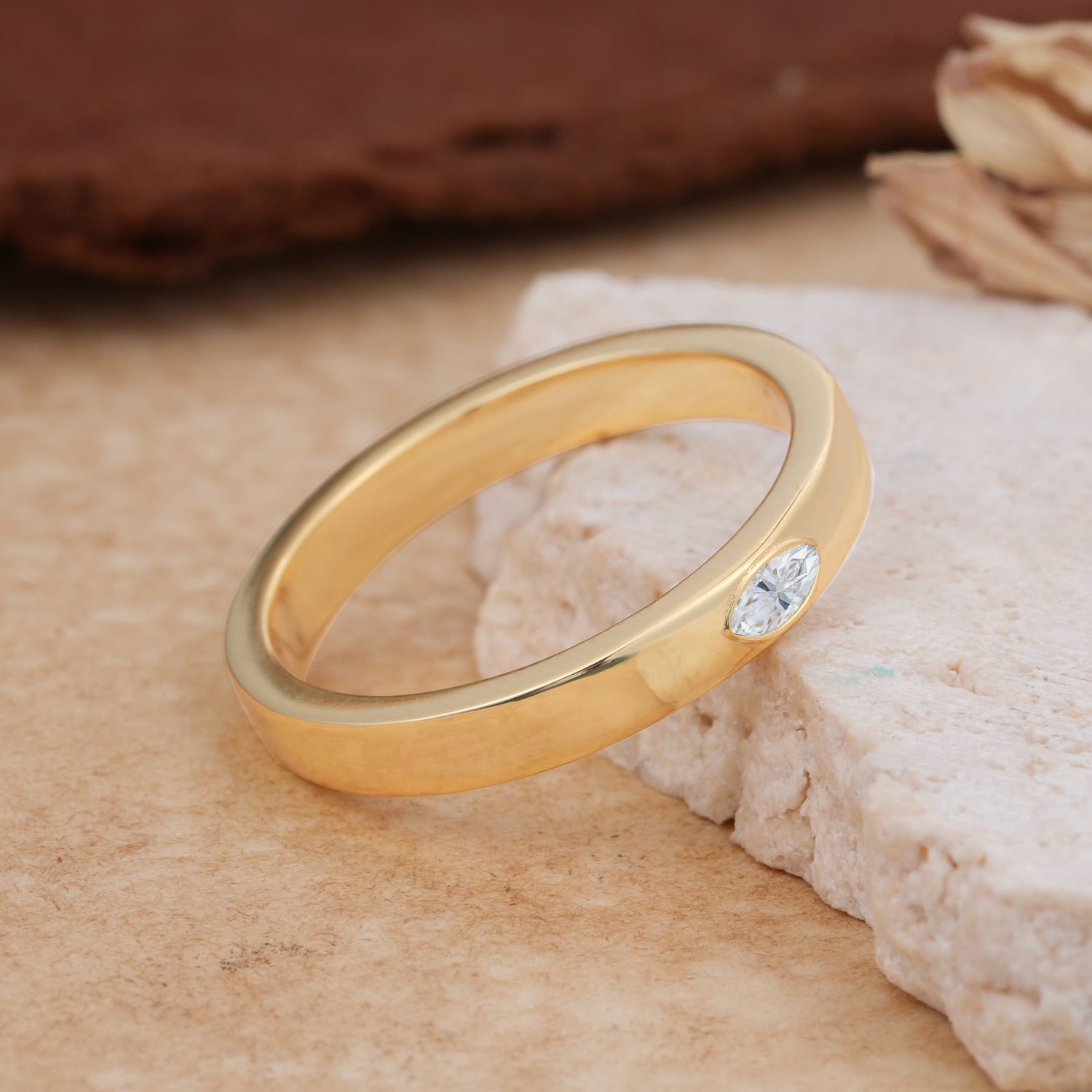 Iuxurious Oval Cut Moissanite Engagement Men's ring