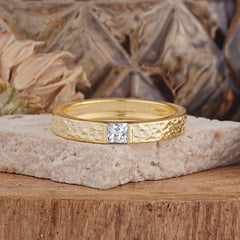 Hammered Texture Princess Cut Moissanite Mens Promise Rings