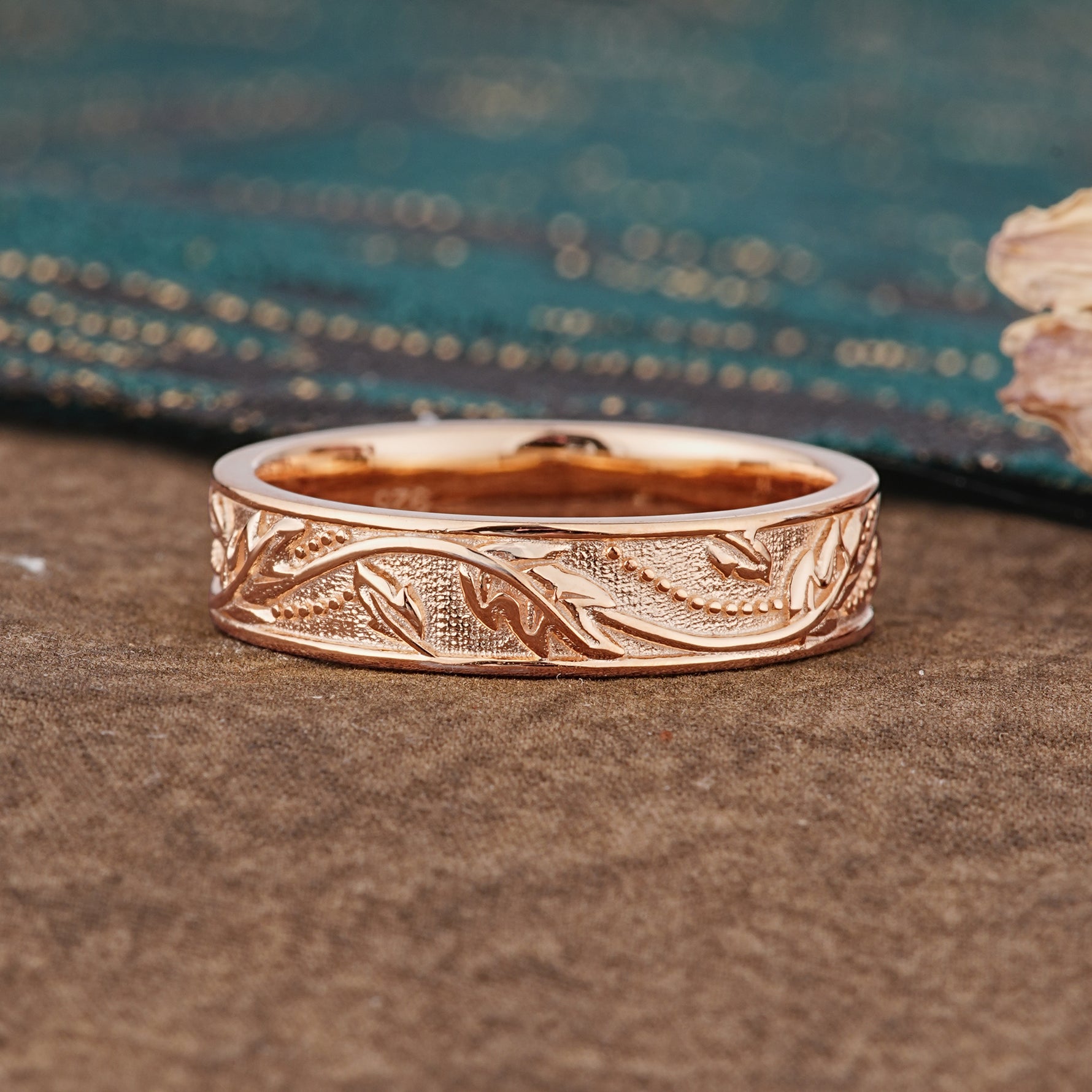 Vintage Vine Engraved Men's Wedding Band - Additional view