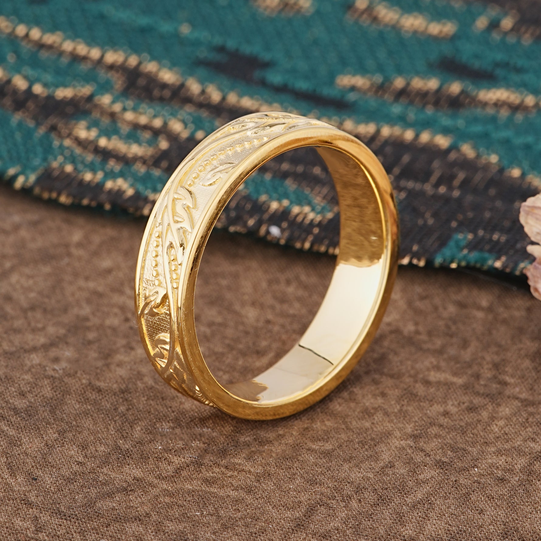 Vintage Vine Engraved Men's Wedding Band - Additional view