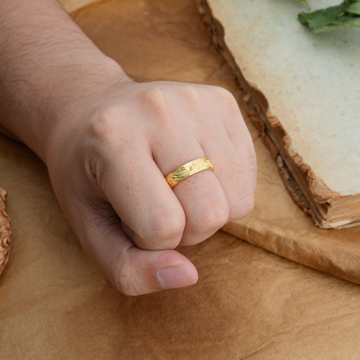 Vintage Vine Engraved Men's Wedding Band - Additional view