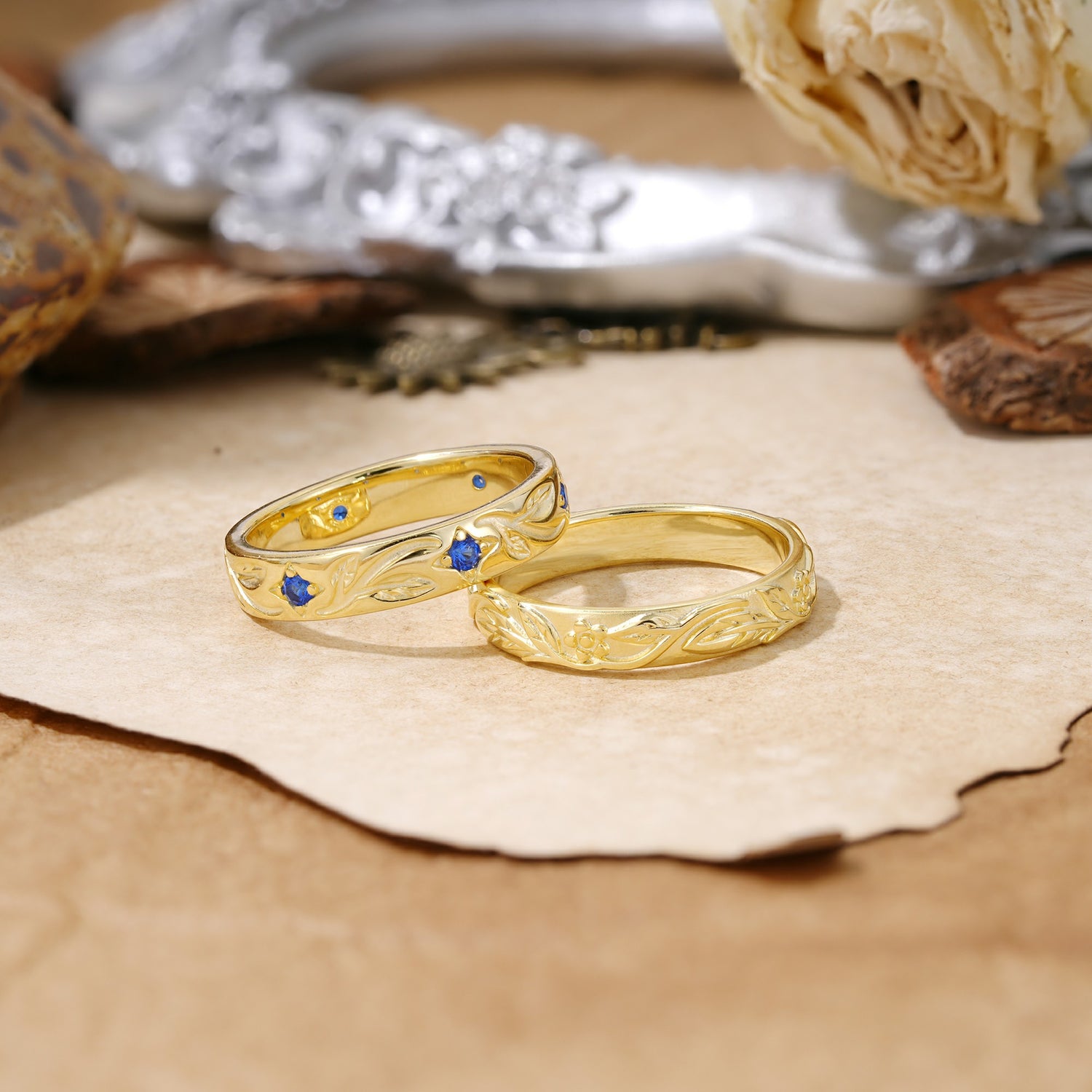 Nature-Inspired Round Cut Sapphire  for Couple Rings