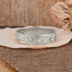 Antique Round Cut Leaf Engraved Design Men's Moissanite Ring