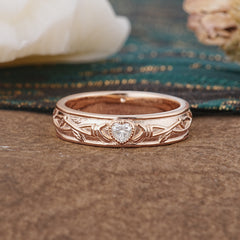 Vintage Engraved Pattern Heart Cut Men’s Moissanite Ring