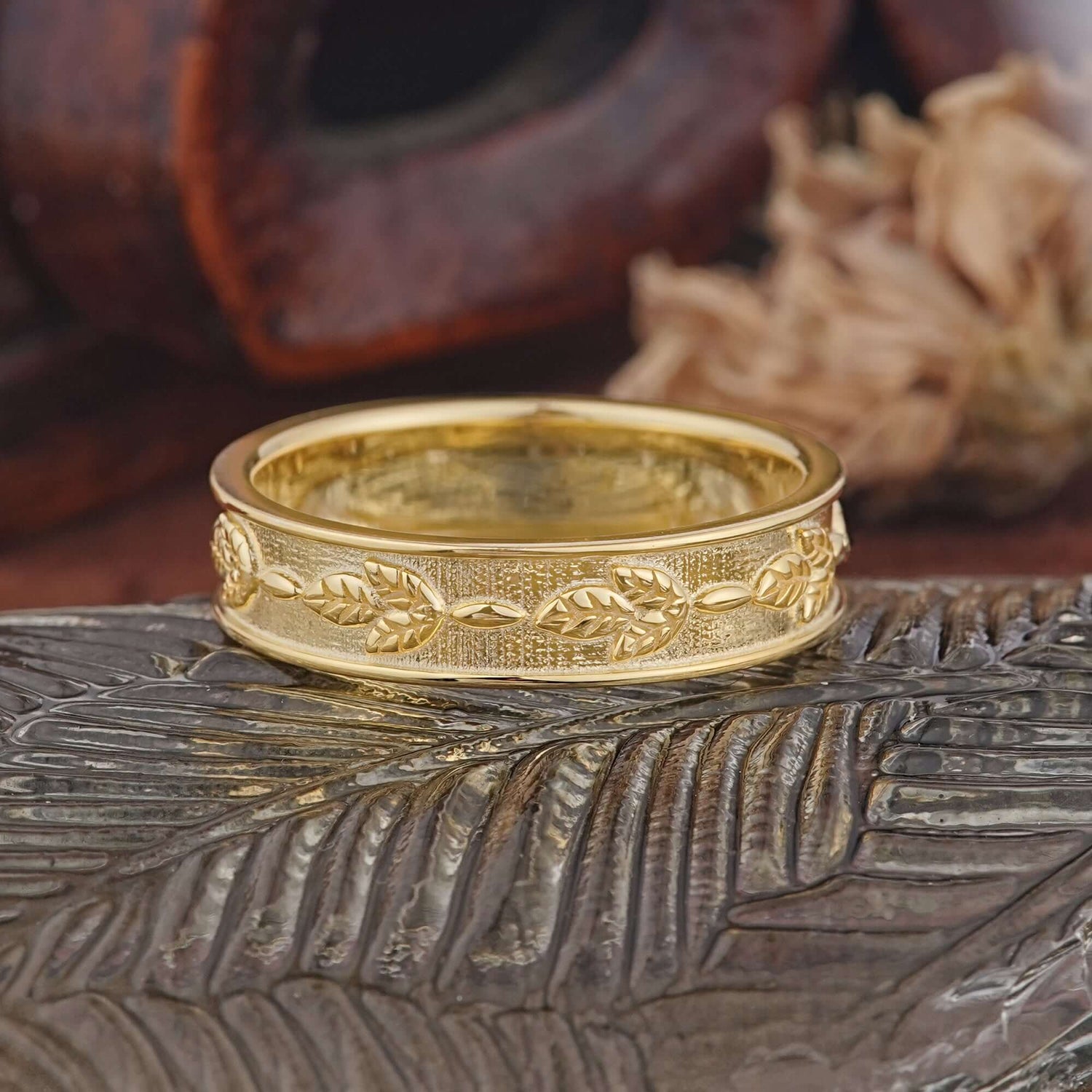 Unique Round Cut Leaf Engraved Design Moissanite Ring for Men