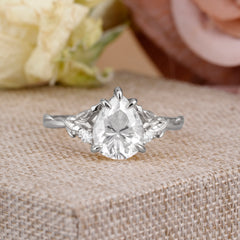 Elegant & Luxurious 5 prong Pear-Cut Moissanite Wedding Band