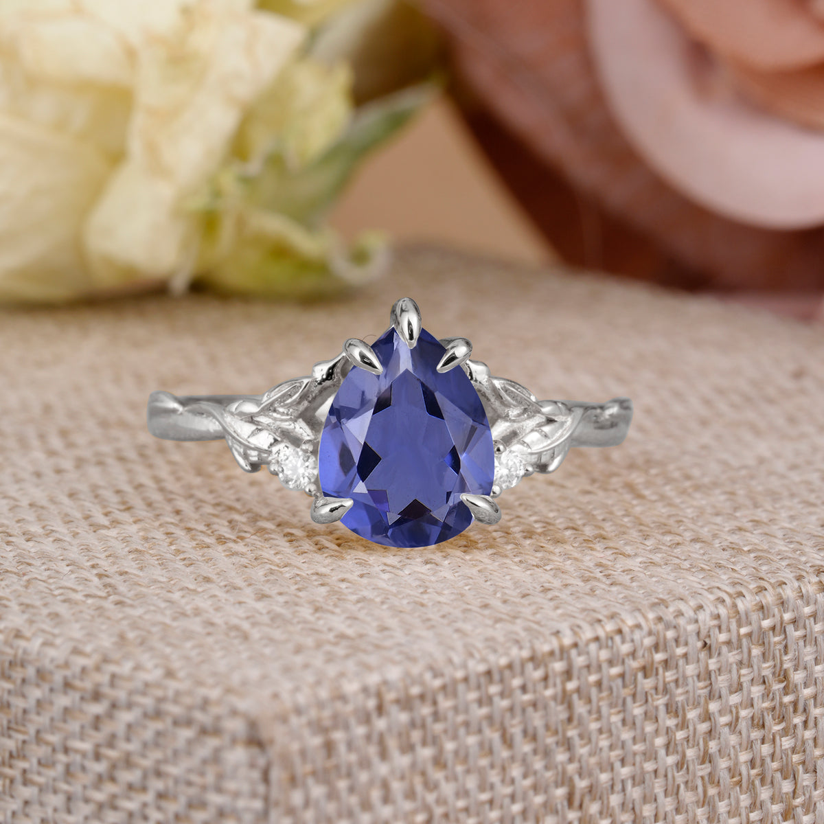 Elegant & Luxurious 5 prong Pear-Cut Tanzanite Engagement Ring - Additional view