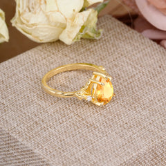 Elegant  Luxurious 5 prong Pear-Cut Natural Citrine Wedding Band