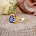 Elegant & Luxurious 5 prong Pear-Cut Tanzanite Engagement Ring - Additional view