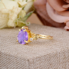 Elegant  Luxurious 5 prong Pear-Cut Natural Amethyst Wedding Band