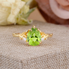 Elegant  Luxurious 5 prong Pear-Cut Natural Peridot Wedding Band