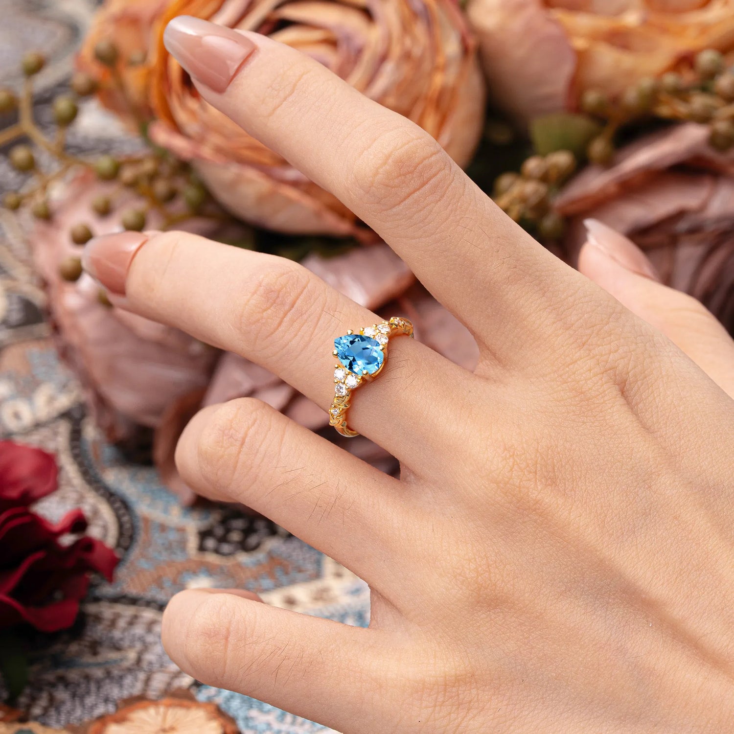 Nature-Inspired Vintage 4-Prong Pear Cut Aquamarine Ring