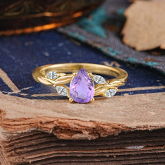 Exquisite 4-Prong Pear Cut Amethyst Engagement Ring