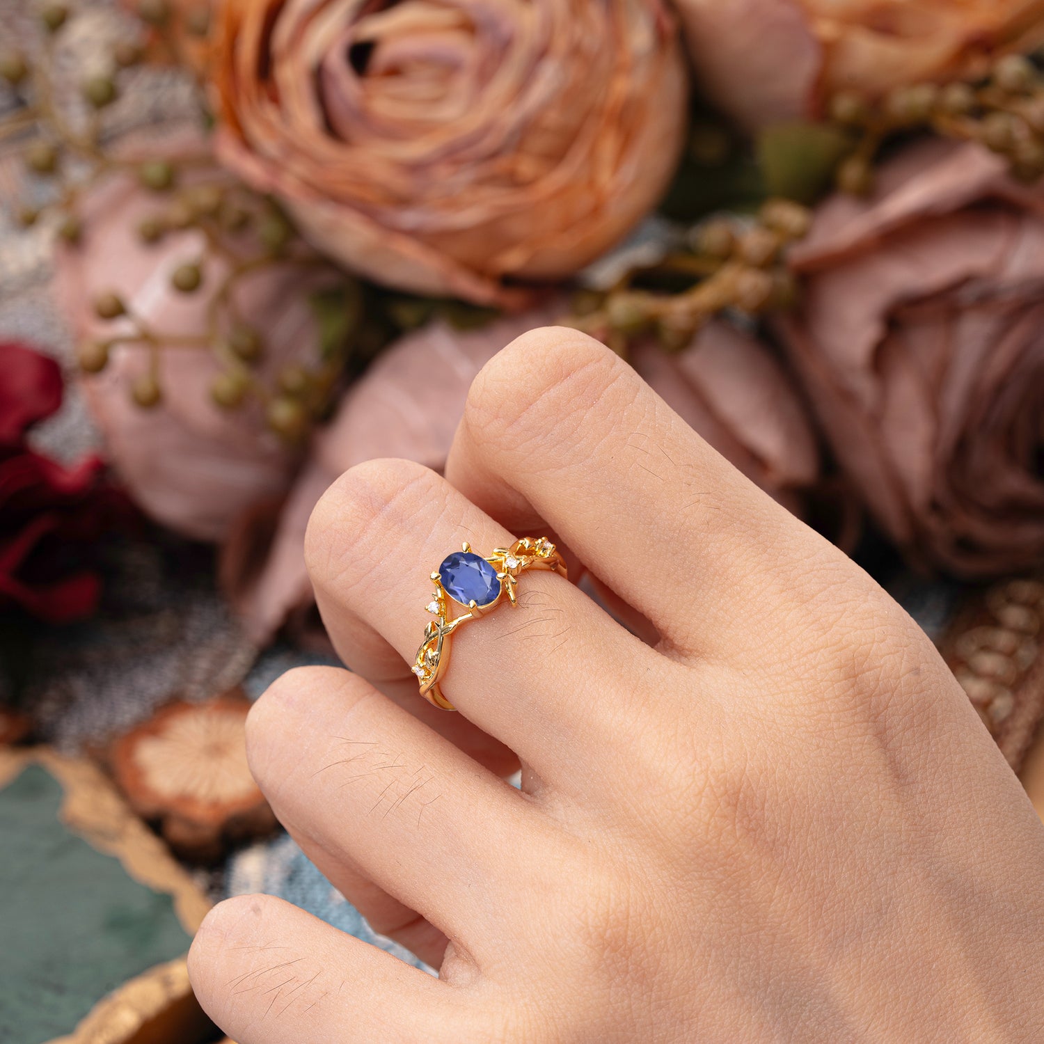 Nature-Inspired Branch-Wrapped 4-Prong Oval Tanzanite Engagement Rings