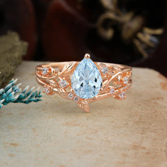 Luxury Vintage 6-Prong Kite-Cut Natural Aquamarine Engagement Ring Set