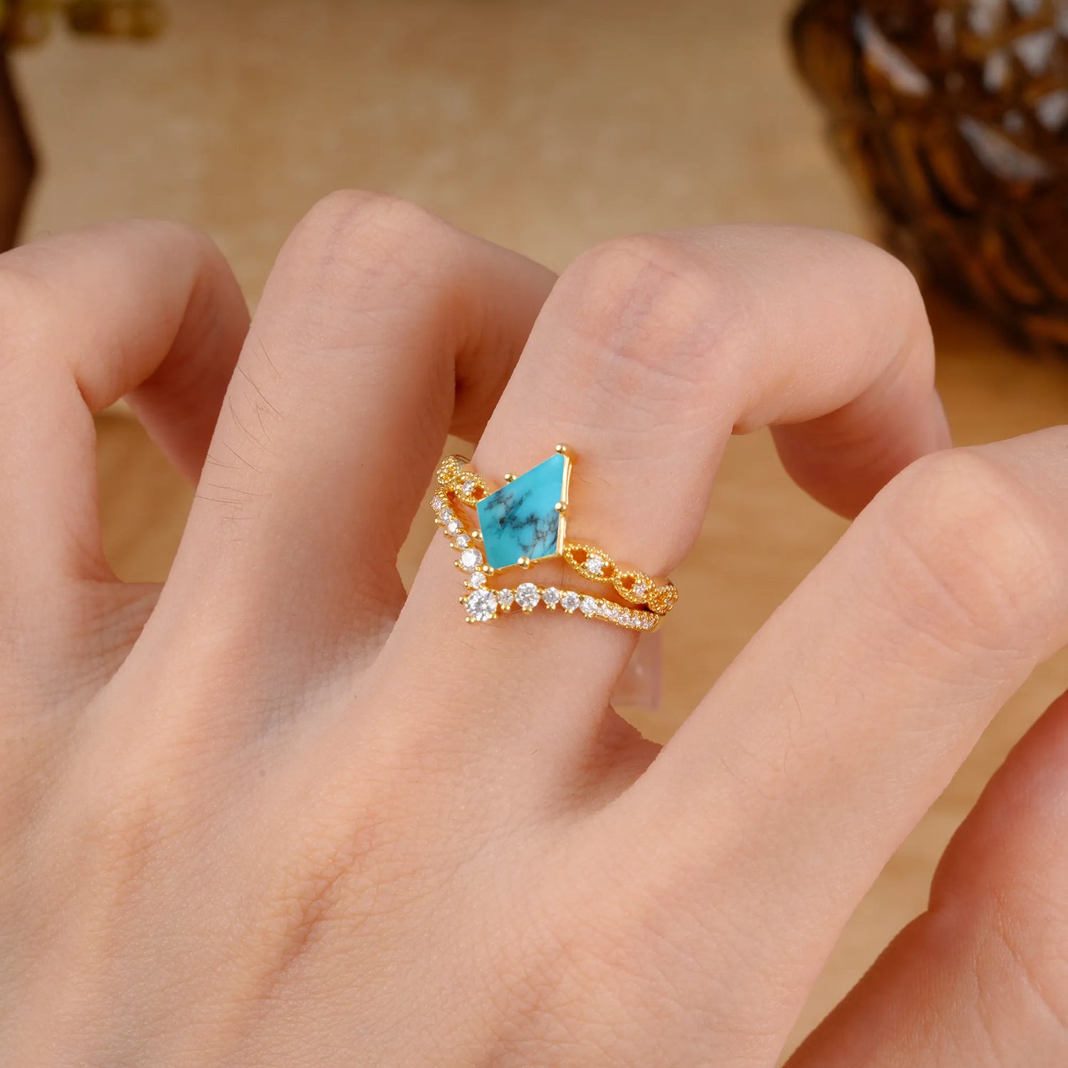 Luxury Vintage 6-Prong Kite-Cut Natural Turquoise Bridal Ring Set