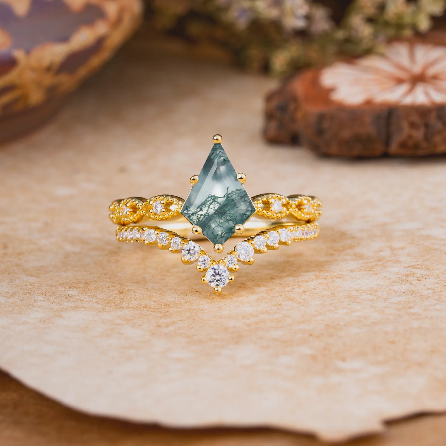 Luxury Vintage 6-Prong Kite-Cut Natural Moss Agate Bridal Ring Set