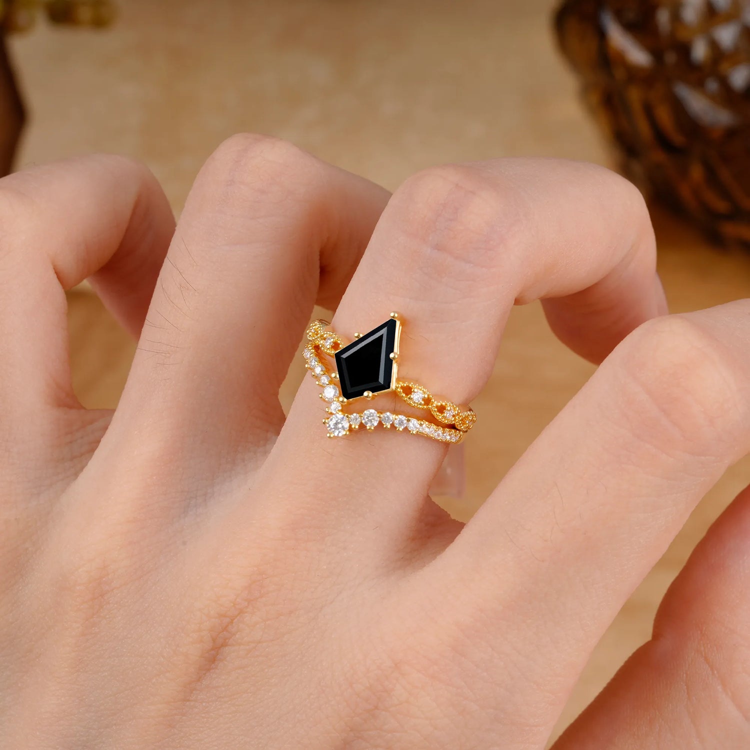 Luxury Vintage 6-Prong Kite-Cut Black Onyx Bridal Ring Set