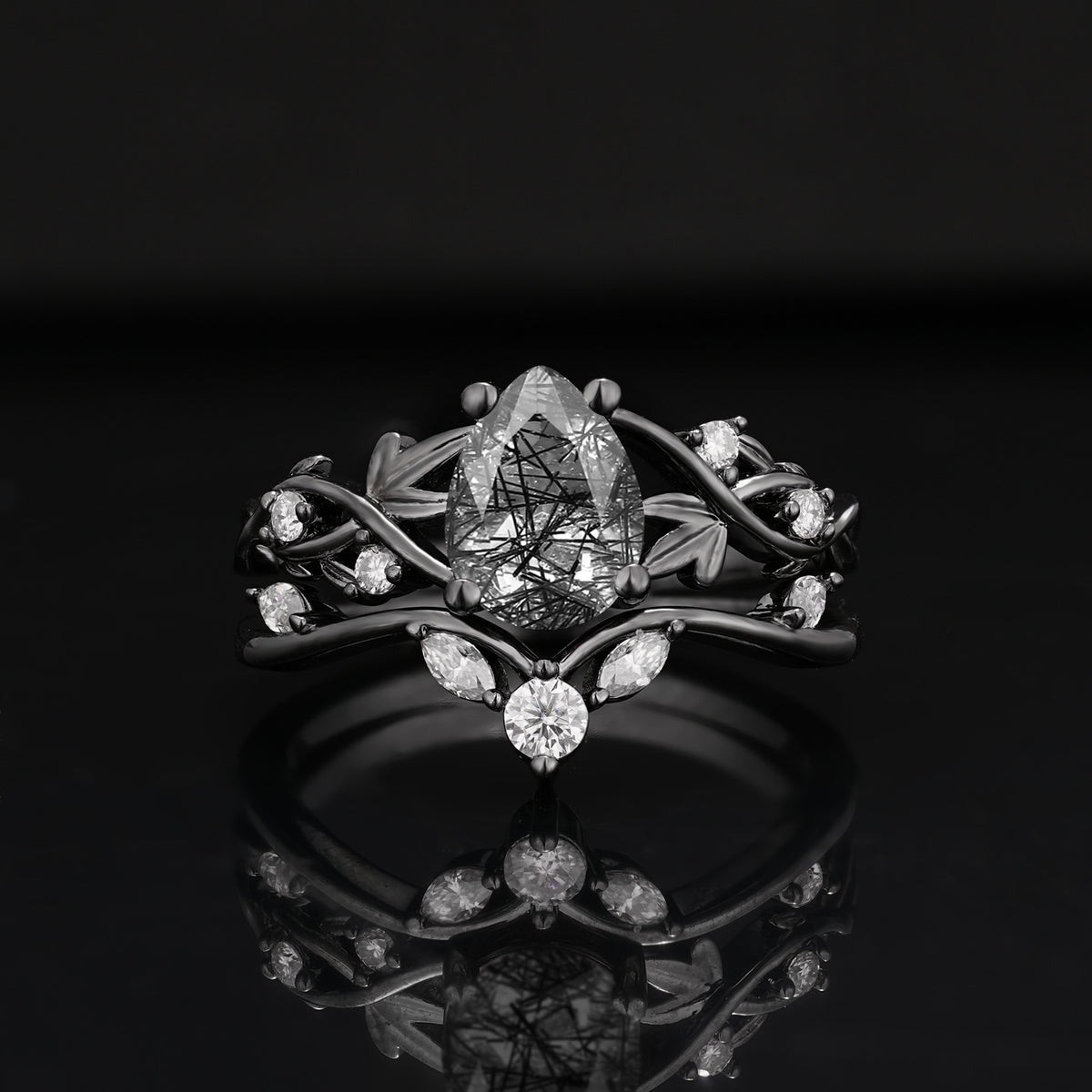 Halloween Exclusive Luxury Nature-Inspired Pear-Cut Vintage White 4-Prong Pavé Bridal Set
