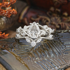 Luxury Nature-Inspired Pear Cut Vintage White 4 Prong Moissanite Ring Pave Engagement Ring Set