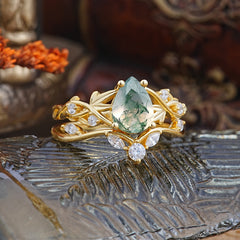 Luxury Nature-Inspired Pear Cut Vintage White 4 Prong Tanzanite Ring Pave Engagement Ring Set