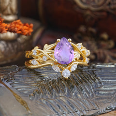 Luxury Nature-Inspired Pear Cut Vintage White 4 Prong Amethyst Ring Pave Engagement Ring Set