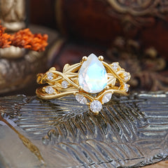 Luxury Nature-Inspired Pear Cut Vintage White 4 Prong Moonstone Ring Pave Engagement Ring Set