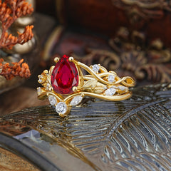 Luxury Nature-Inspired Pear Cut Vintage White 4 Prong Ruby Ring Pave Engagement Ring Set