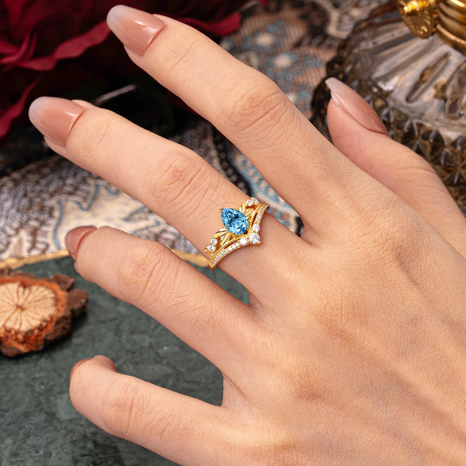 Nature-Inspired Pear-Cut Aquamarine Engagement Ring
