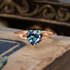 Vintage 3-Prong Heart-Cut Natural Alexandrite Engagement Ring