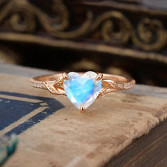 Vintage 3-Prong Heart-Cut Natural Moonstone Engagement Ring